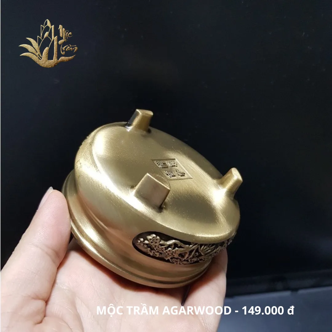 Mini Brass Alloy Incense Burner – 3-Leg Agarwood &amp; Oud Censer (7.8 × 7 cm)